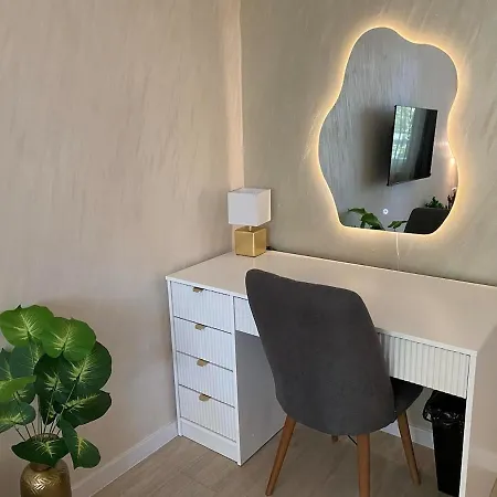 Sea Breeze Апартаменти