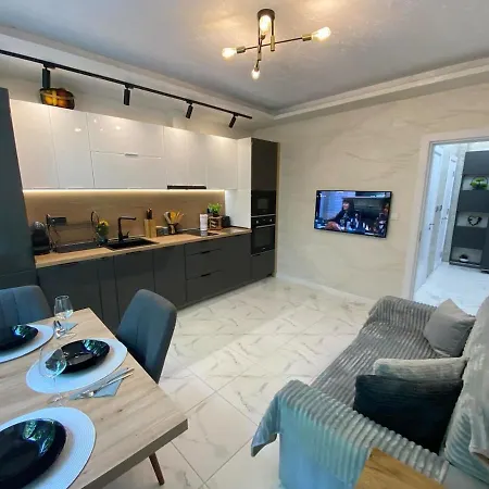 Sea Breeze Апартаменти *