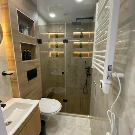 Sea Breeze Апартаменти *